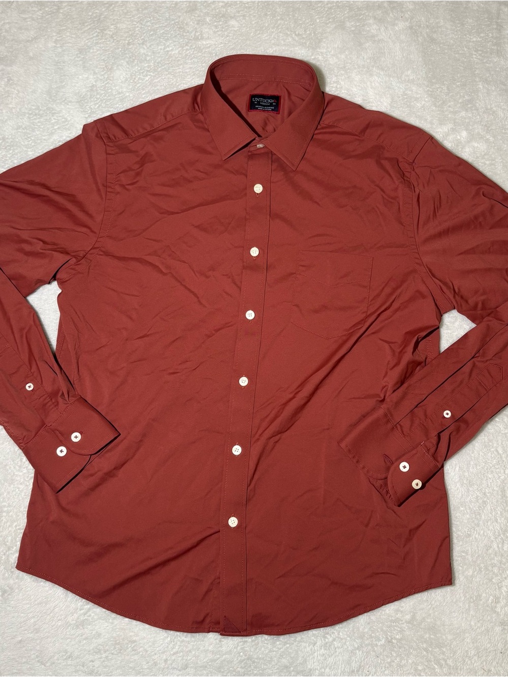 Untuckit Mens Medium Crimson Red Nylon Performance Button Up Dress Shirt